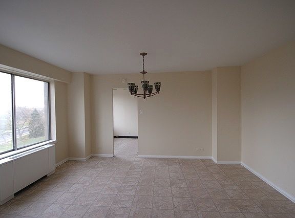 3rd image of 6833 N Kedzie Ave APT 506
