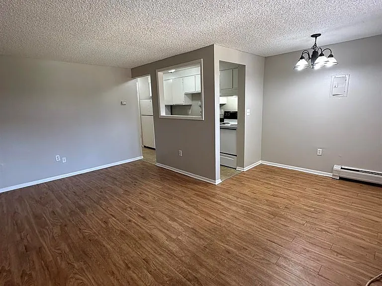 3350 S Grant St — Photo 10