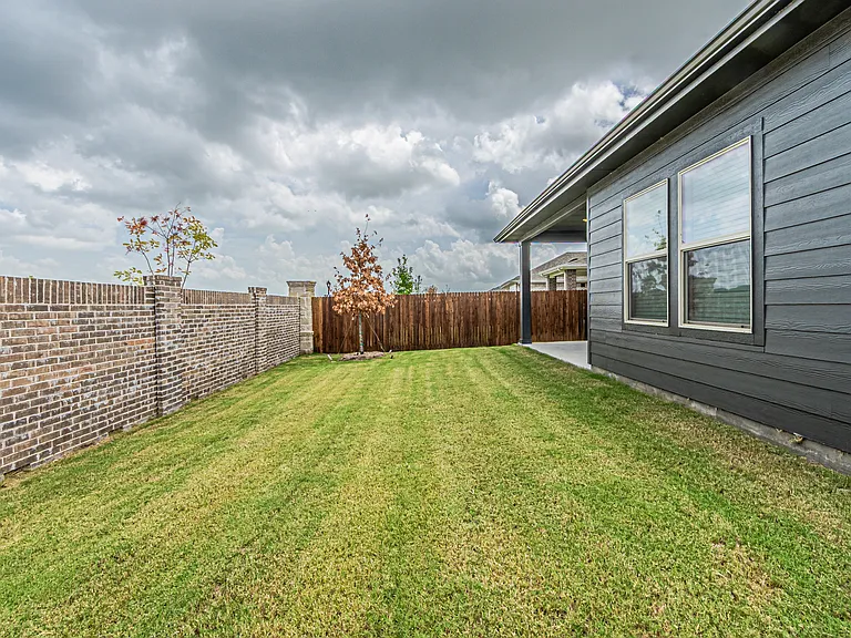 1134 Old Stead Dr — Photo 34