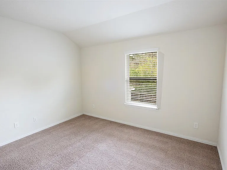 216 N Lynx Trl — Photo 42