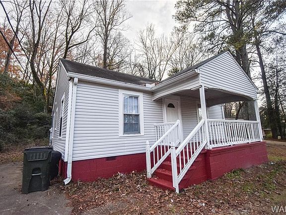 2nd image of 19 Dogwood Ln