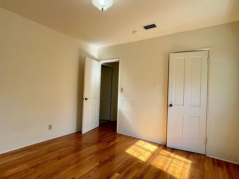 1491 Iris St — Photo 7