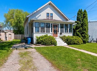606 W 4th Ave, Oshkosh, WI 54902