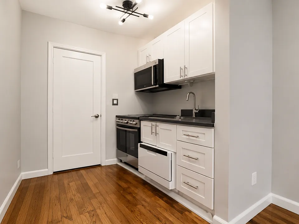 145 E 26th St #2B