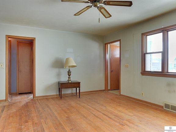 2nd image of 2317 S 49th Ave