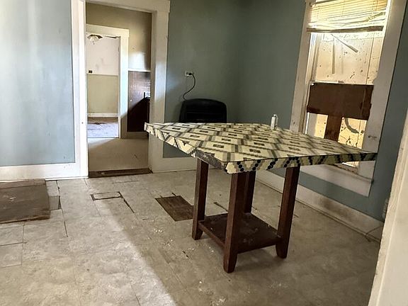4th image of 1222 Orleans