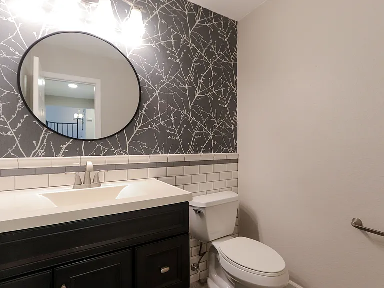 25075 Sanoria St — Photo 11