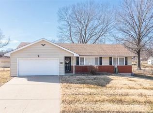 510 S 19th St, Leavenworth, KS 66048