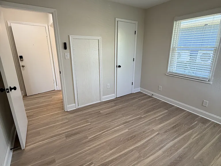 201 E Ocean View Aveunit #3 — Photo 6