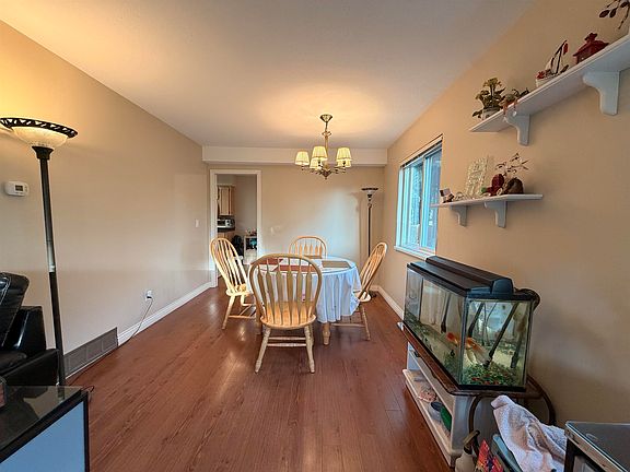 3rd image of 1336 Pitt River Rd #4