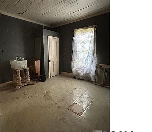 4th image of 113 Saint Louis St
