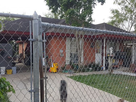 2nd image of 2272 El Portal St