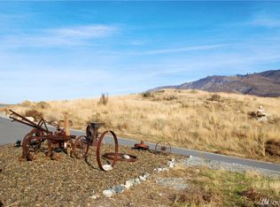 225 Ridge Rd, Orondo, WA 98843