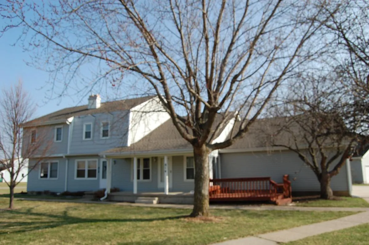 814 NW Greenwood Street — Photo 1
