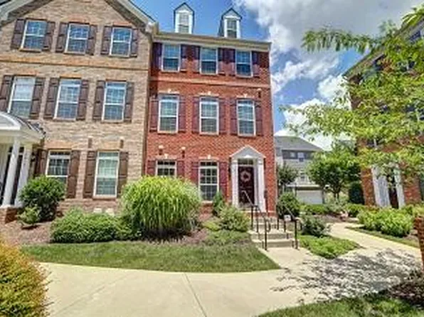 3813 Fish Pond Ln, Glen Allen, VA 23060