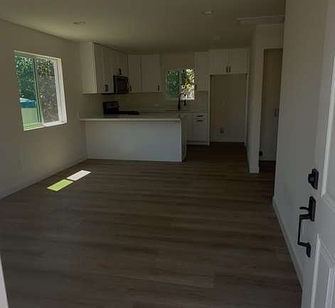 4th image of 12869 Sunburst St