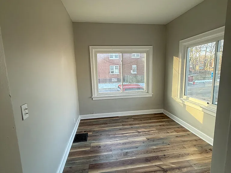 533 Fairwood Ave — Photo 17