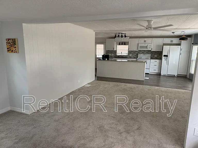 245 Lake Tarpon Dr — Photo 6