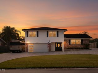 276 Baisden Rd, Jacksonville, FL 32218