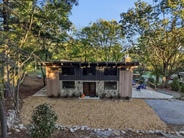 1815 Lula Lake Rd, Lookout Mountain, GA 30750
