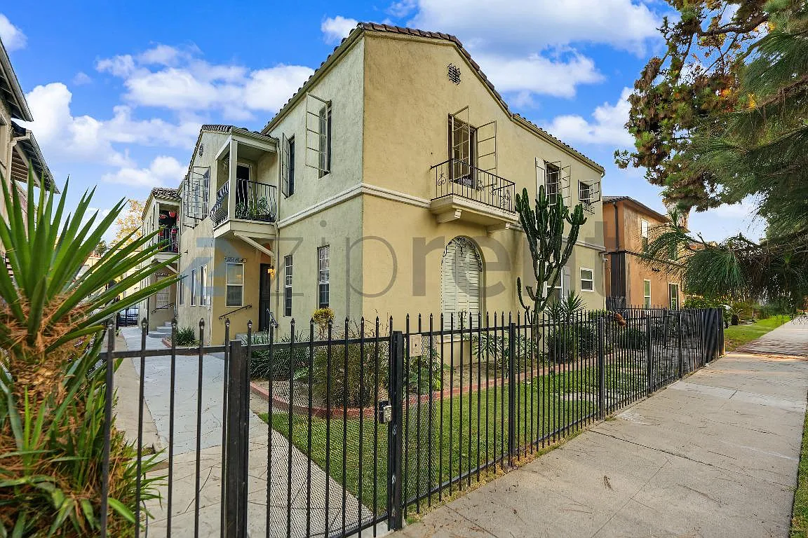 2 bed, 1050 sqft, $3,175 — Photo 1