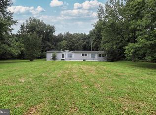 24707 Harrington Rd, Greensboro, MD 21639