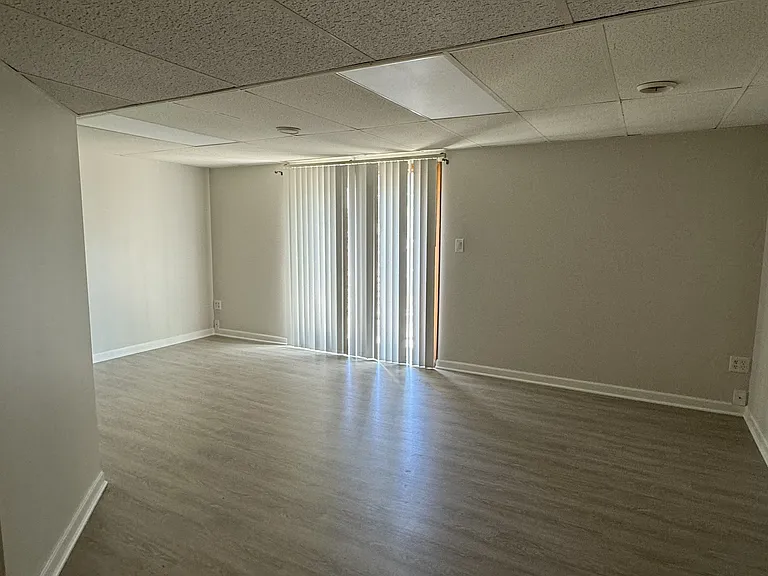 1479 Harford Square Dr — Photo 9