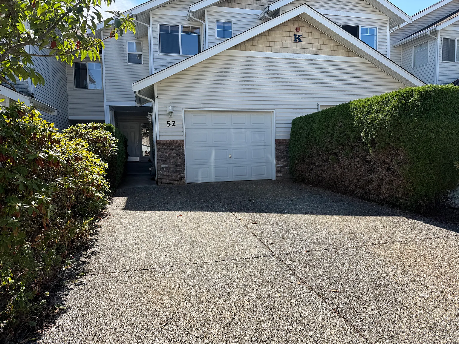 3 bed, 2.5 bath, 1722 sqft, $3,300 — Photo 1