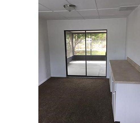 4th image of 124 Andros St