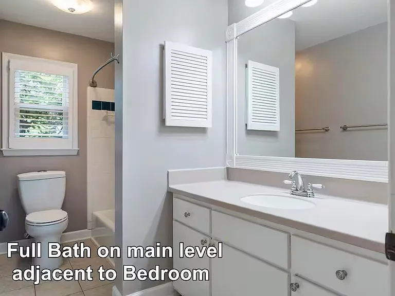 69 Margaret Pl — Photo 1