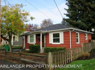 3945 SE Mall St, Portland, OR 97202