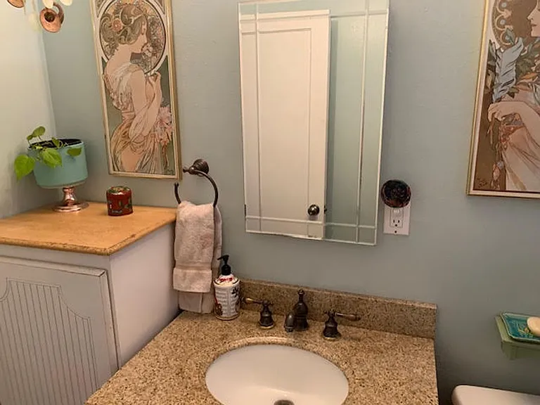 240 N Cragmont Ave — Photo 13