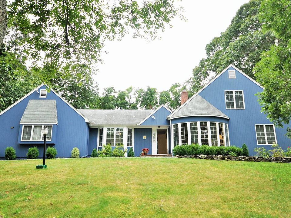 17 Locust Ln, Sag Harbor, NY 11963 Zillow