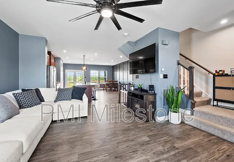 367 Ontario Dr #FALLING WATERS — Photo 19