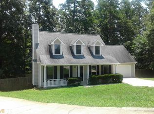 552 Catrina Ct, Stone Mountain, GA 30087