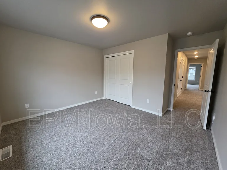 2309 Water Tower Pl — Photo 16
