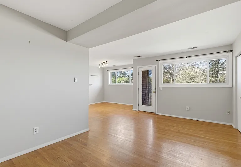 521 Epsom Rd #2C — Photo 4