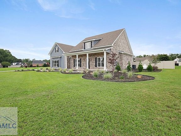 2nd image of 3 Wysteria Ln