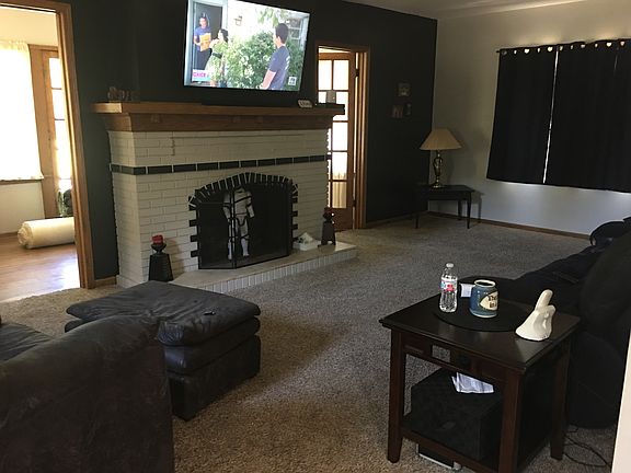 Living room has new carpet