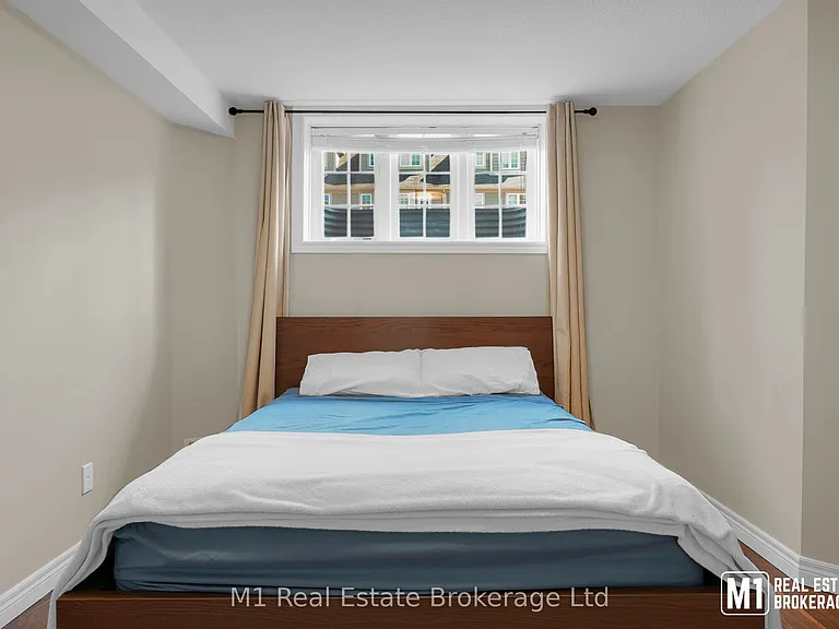 15 Carere Cres #46B — Photo 25