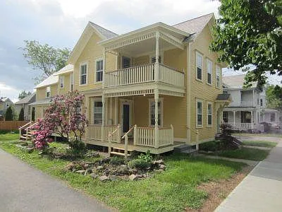 3 bed, $3,675 — Photo 2