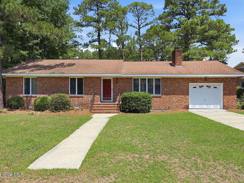 1st image of 807 Clipper Court