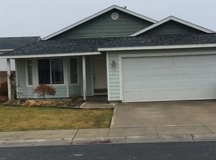 108 S Chinook St, Moxee, WA 98936
