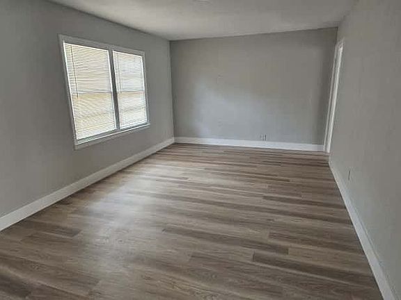 5th image of 1108 Raney Dr