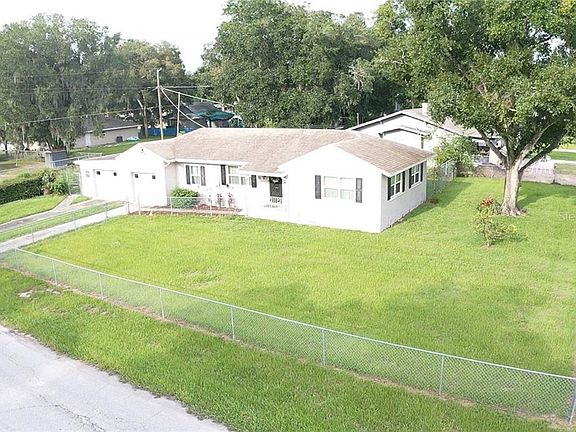 5th image of 740 2nd St SE