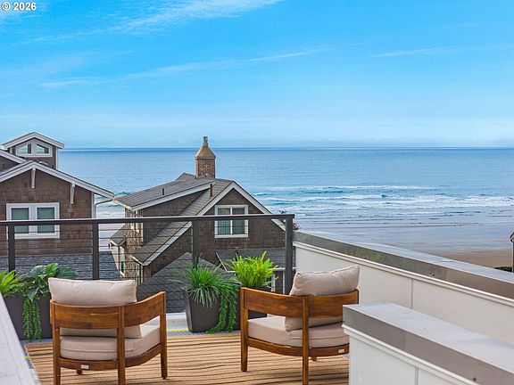 3rd image of 1659 Forest Lawn Rd