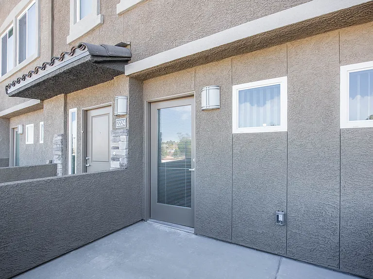 Townhouse (Phase II) 1489 SQFT 2 Bed 2 Bath