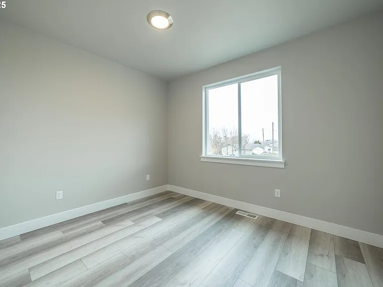 1635 Hayes St — Photo 8