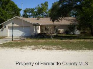 12295 Peregrine Falcon Ave, Weeki Wachee, FL 34614