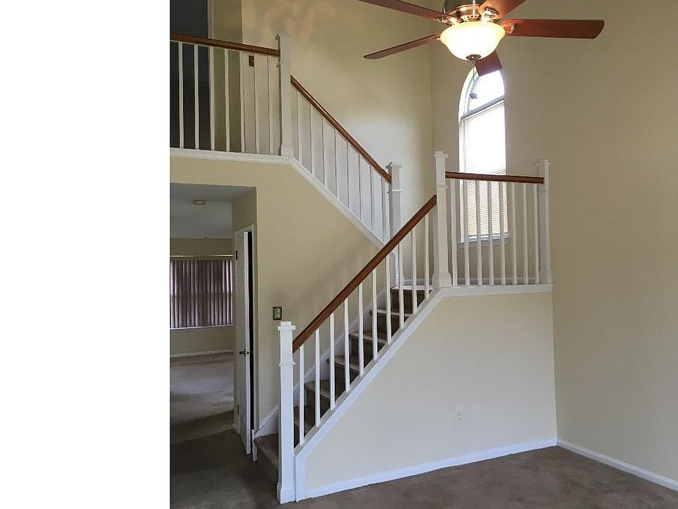 1st image of 140 Redden Ln